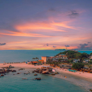 海贼王女帝牢狱三部曲漫画
